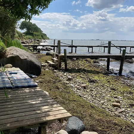 Hébergement de vacances Near Svendborg With Private Bathing Jetty Vester-Skerninge