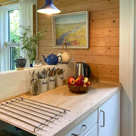 Сasa de vacaciones Near Svendborg With Private Bathing Jetty